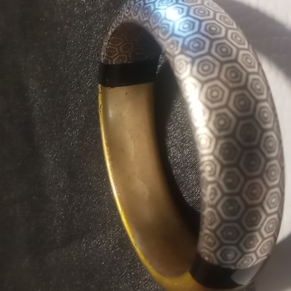 Bangle bracelet. Gold ,black with honey comb pattern 2.8 inside - Picture 3 of 5